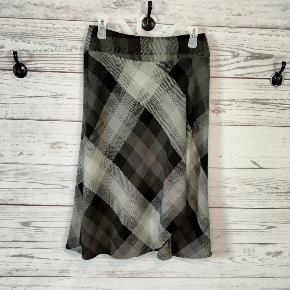 "East 5th" woman's skirt
